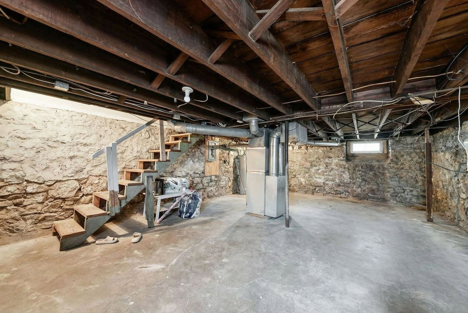 Gallery Image 13