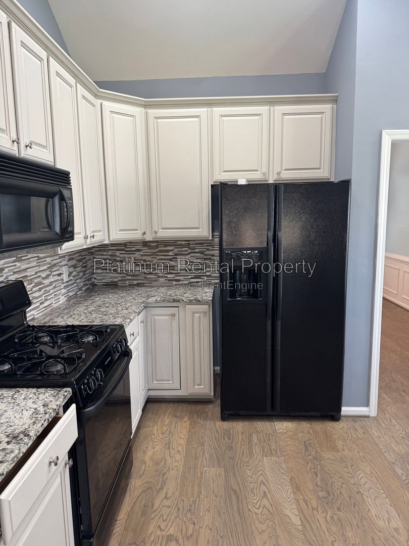 Gallery Image 36