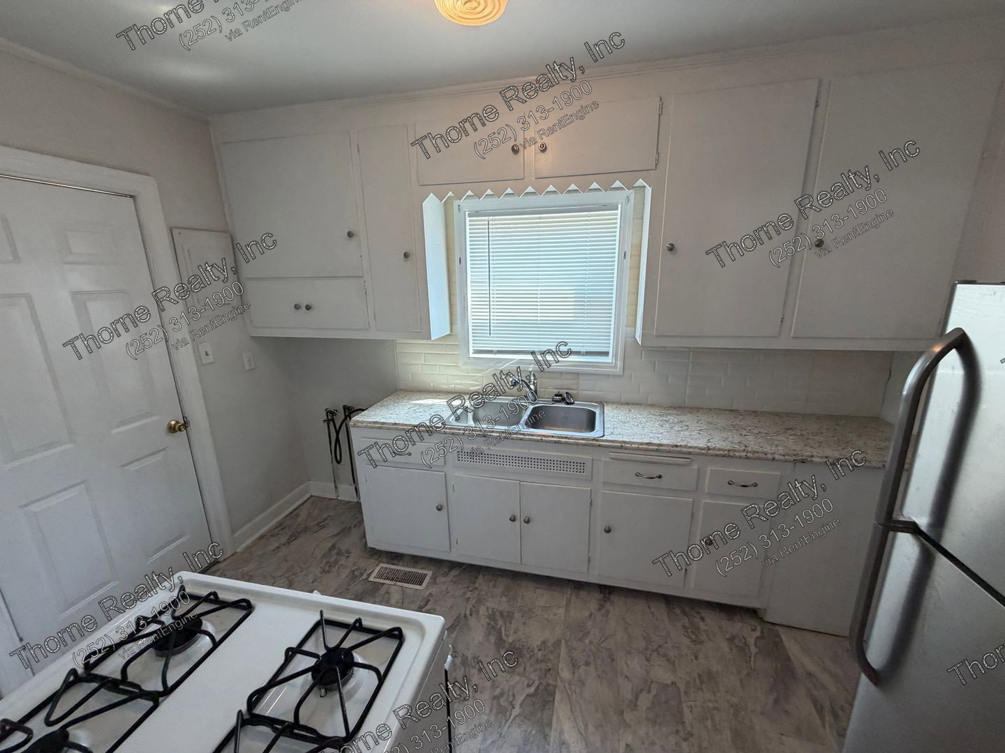 Gallery Image 18