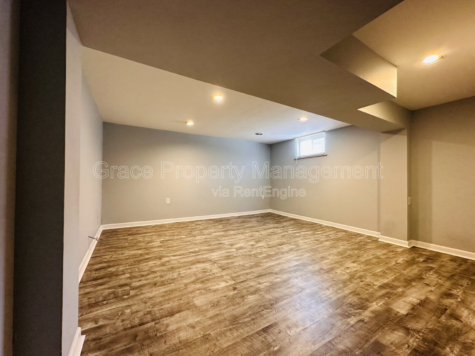 Gallery Image 16