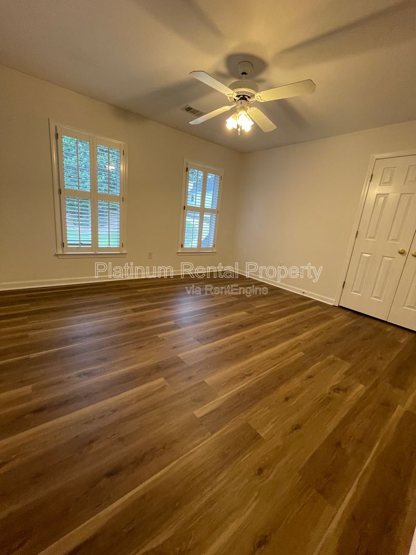 Gallery Image 42
