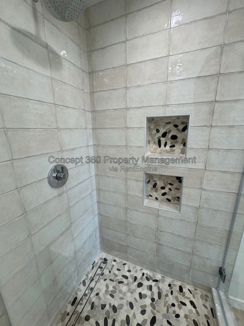 Gallery Image 26