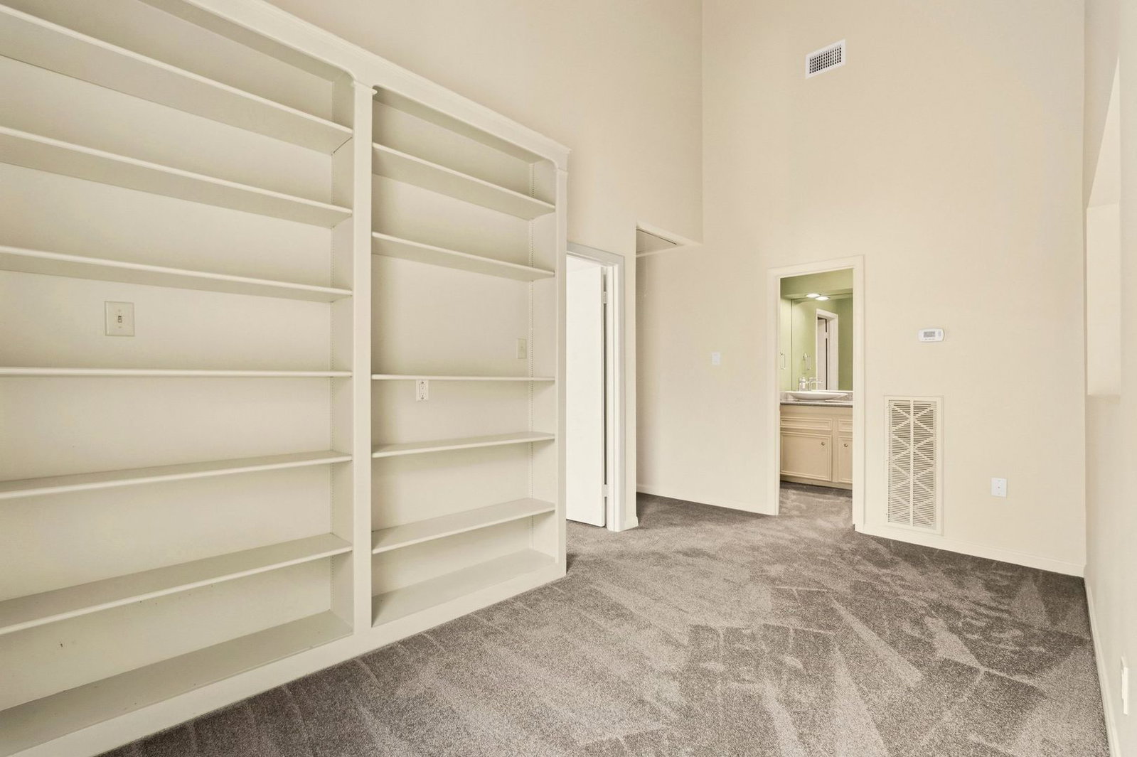 Gallery Image 19