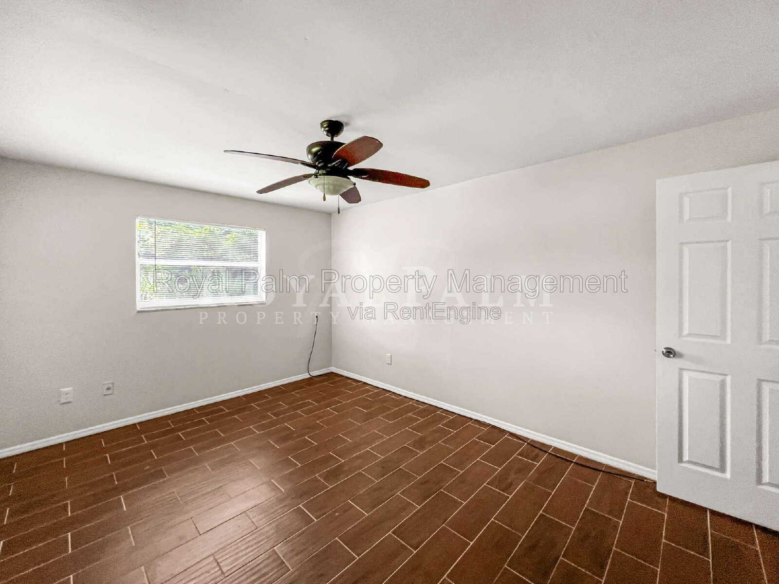 Gallery Image 17