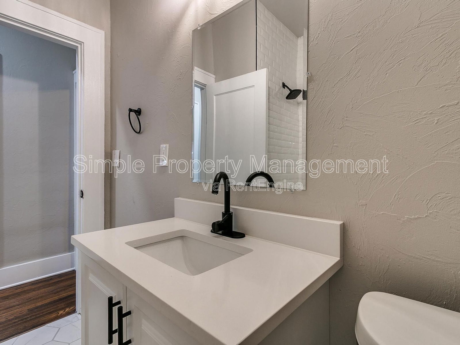 Gallery Image 16