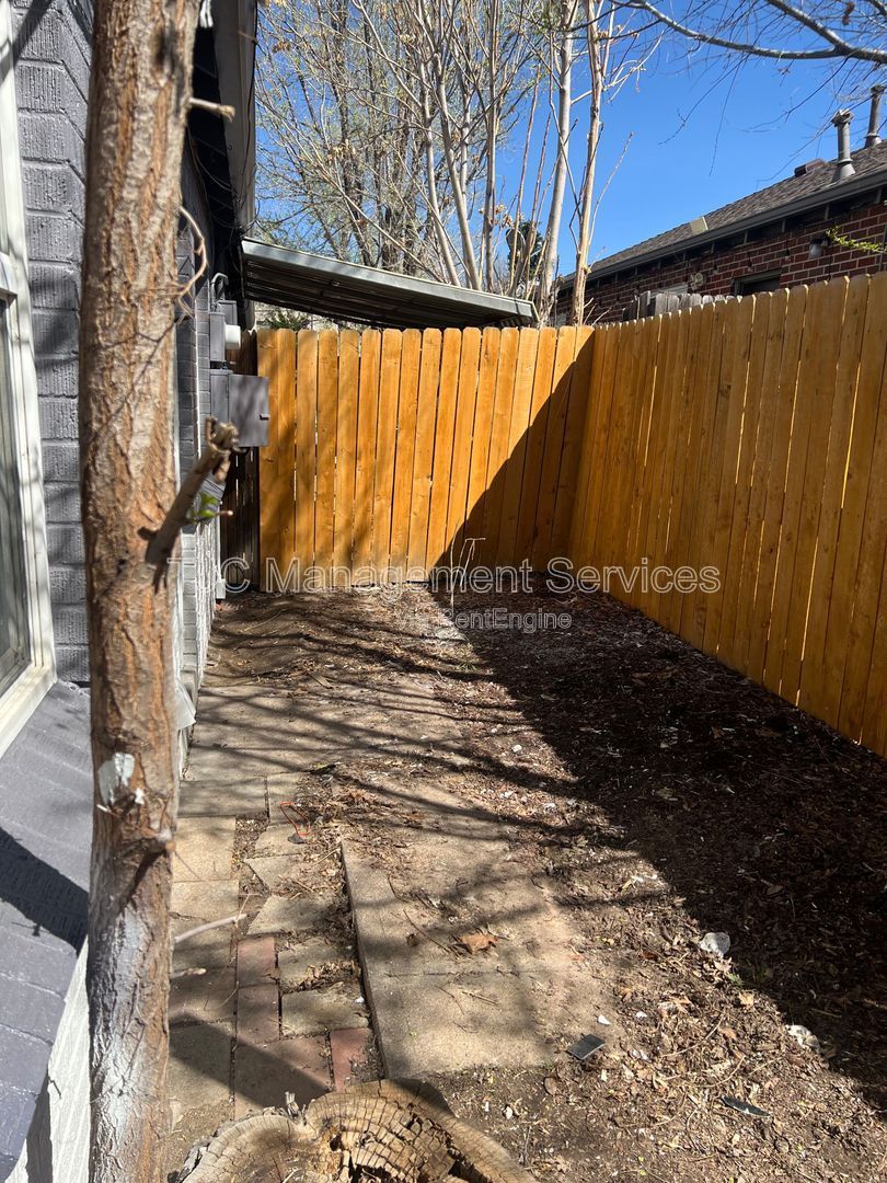 Gallery Image 12
