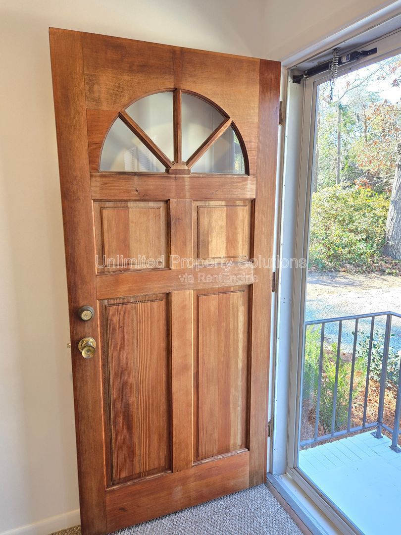 Gallery Image 9