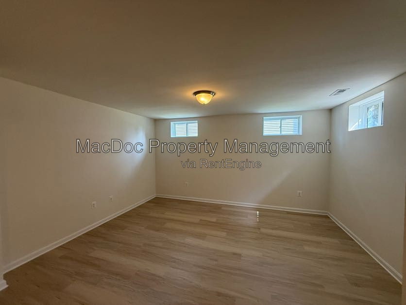 Gallery Image 21