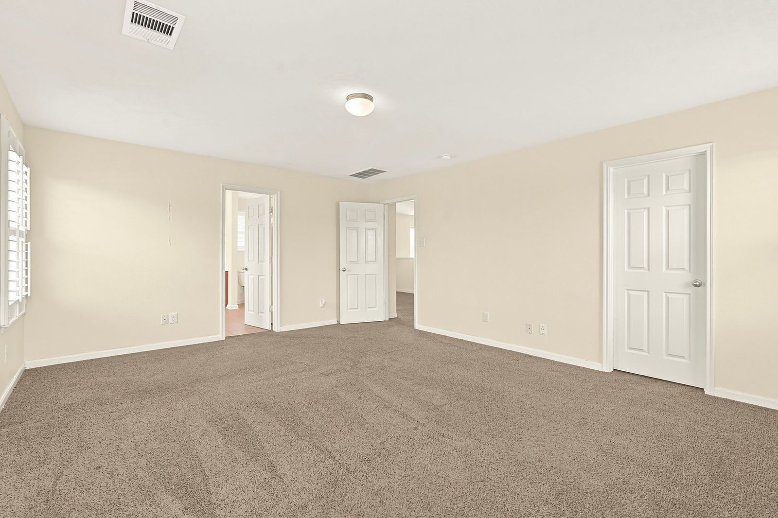 Gallery Image 18