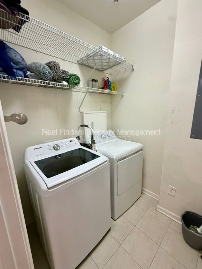 Gallery Image 16