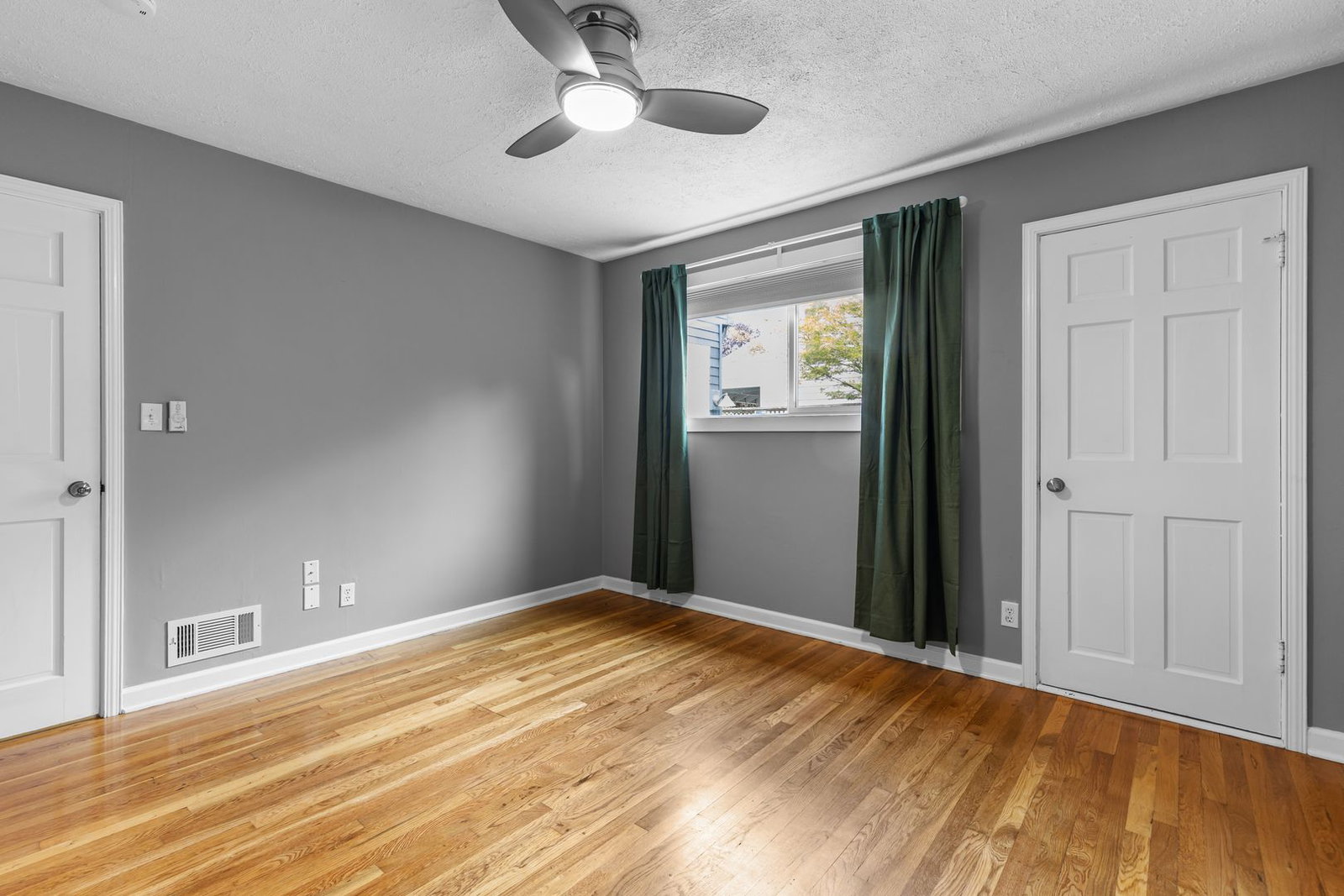 Gallery Image 14