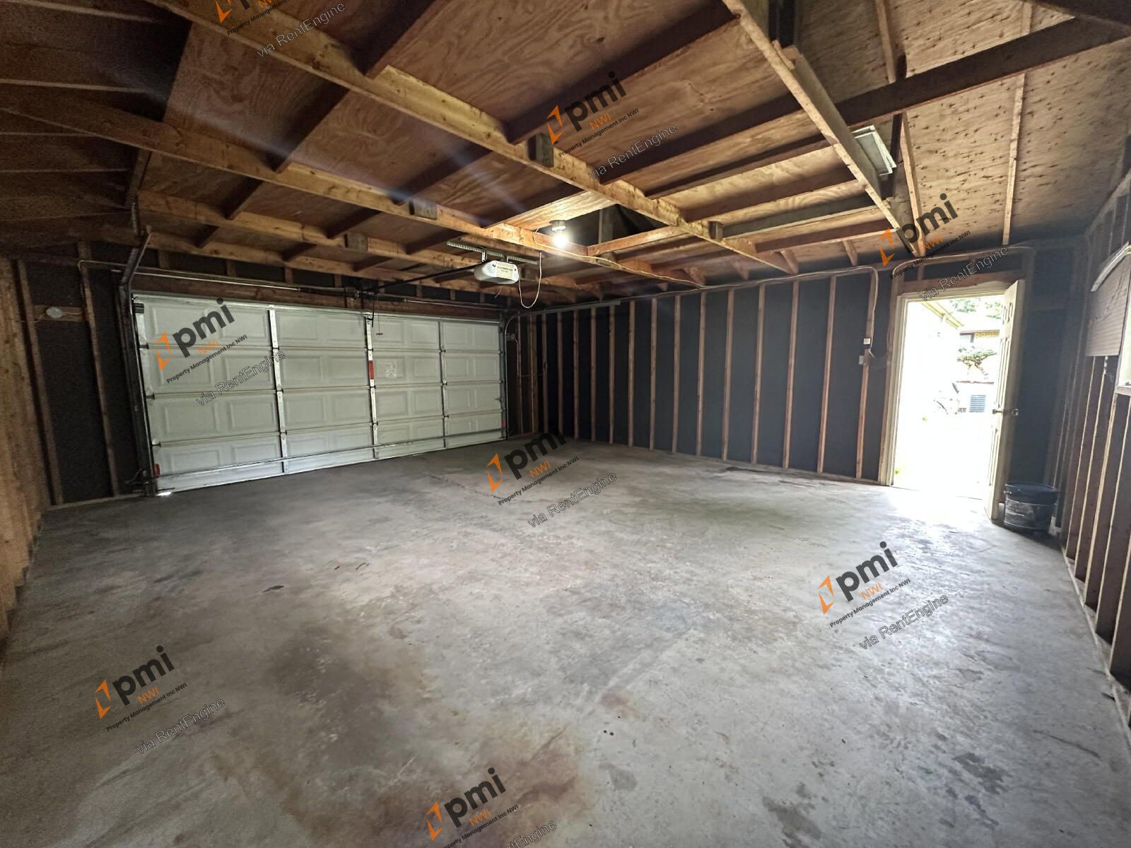 Gallery Image 16