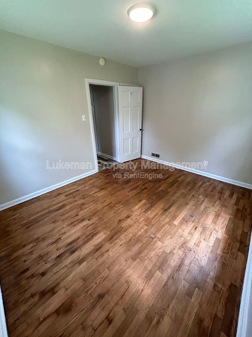 Gallery Image 6