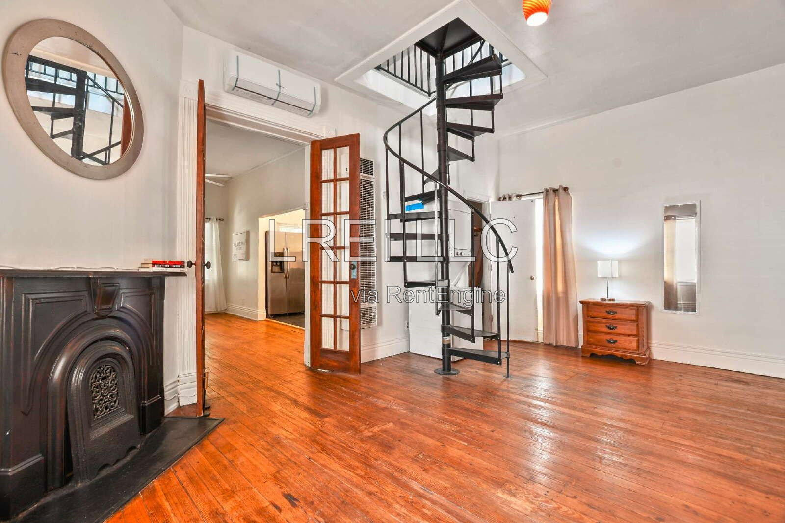Gallery Image 11