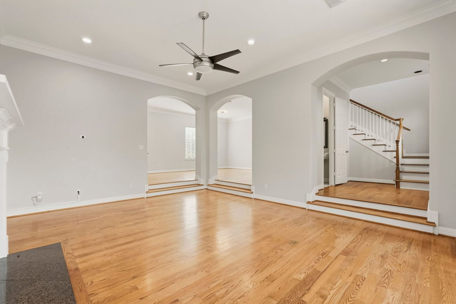 Gallery Image 15