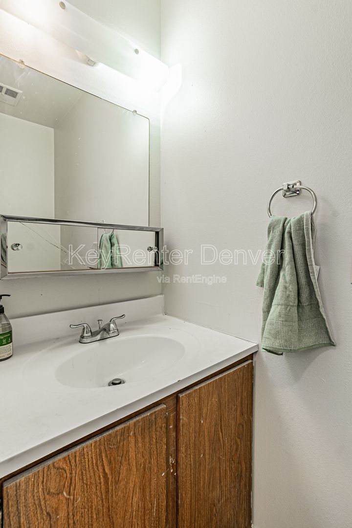 Gallery Image 22