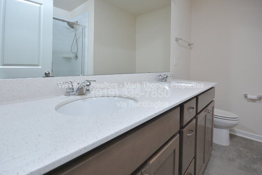 Gallery Image 20