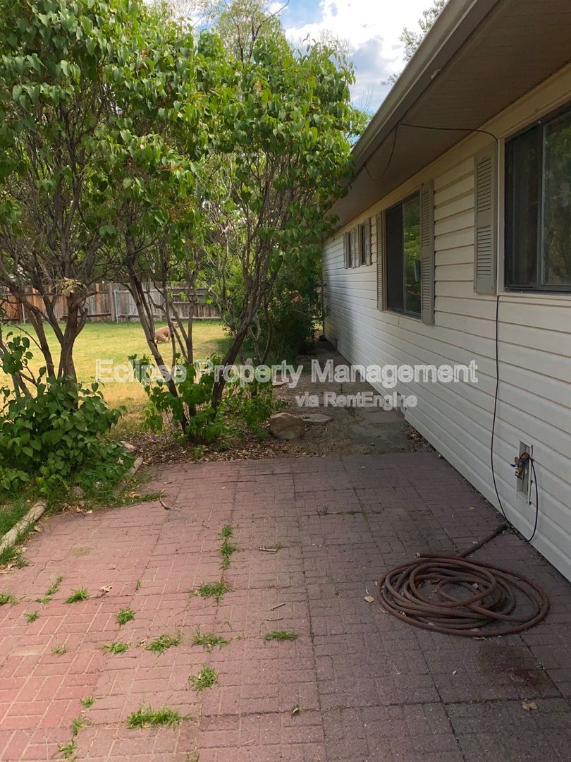 Gallery Image 16