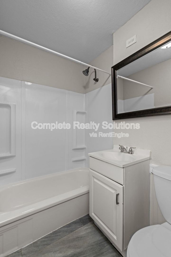 Gallery Image 19