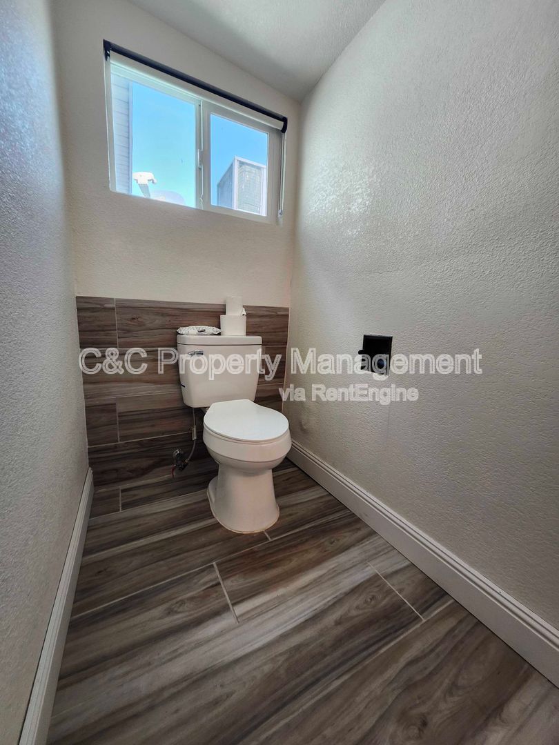Gallery Image 17
