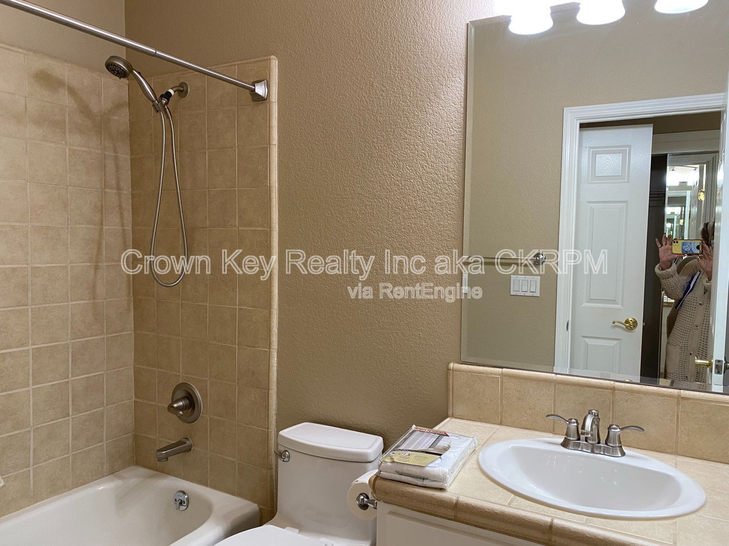 Gallery Image 32