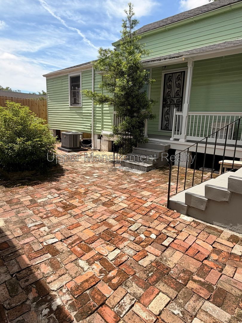 Gallery Image 15