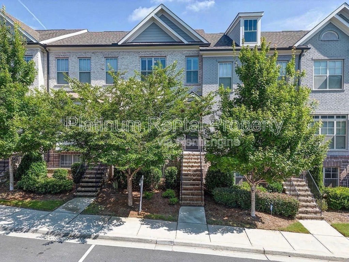3 Bedroom Townhome – 4220 Deming Cir, Atlanta, GA 30342
