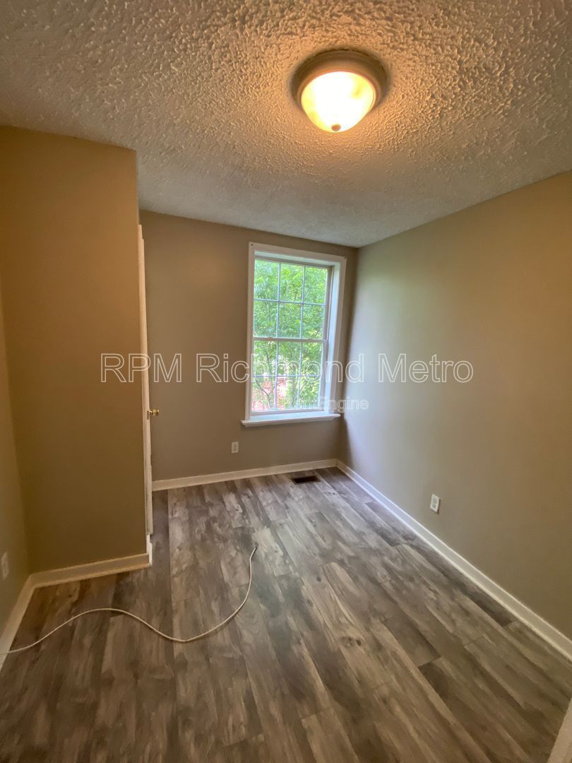 Gallery Image 17