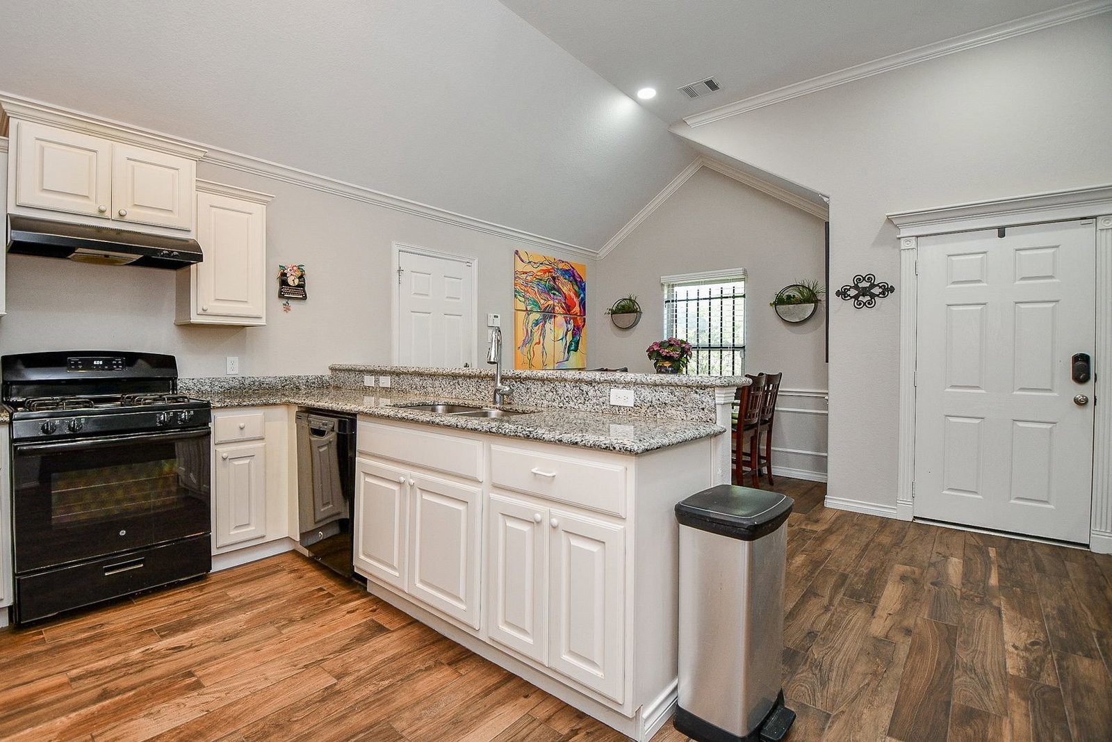 Gallery Image 10