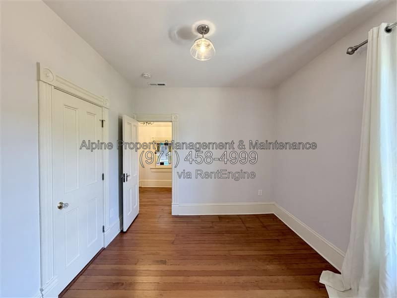 Gallery Image 20