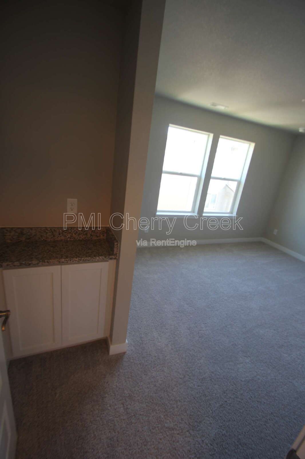 Gallery Image 16