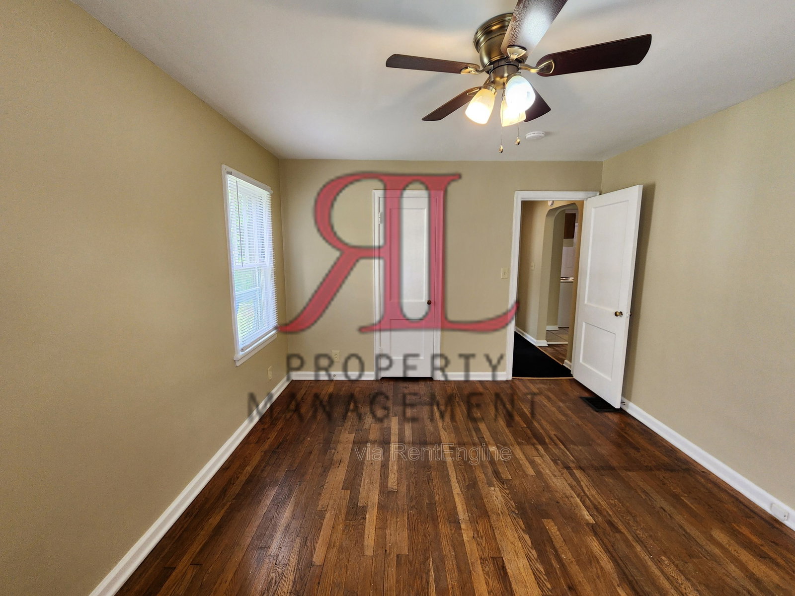 Gallery Image 15