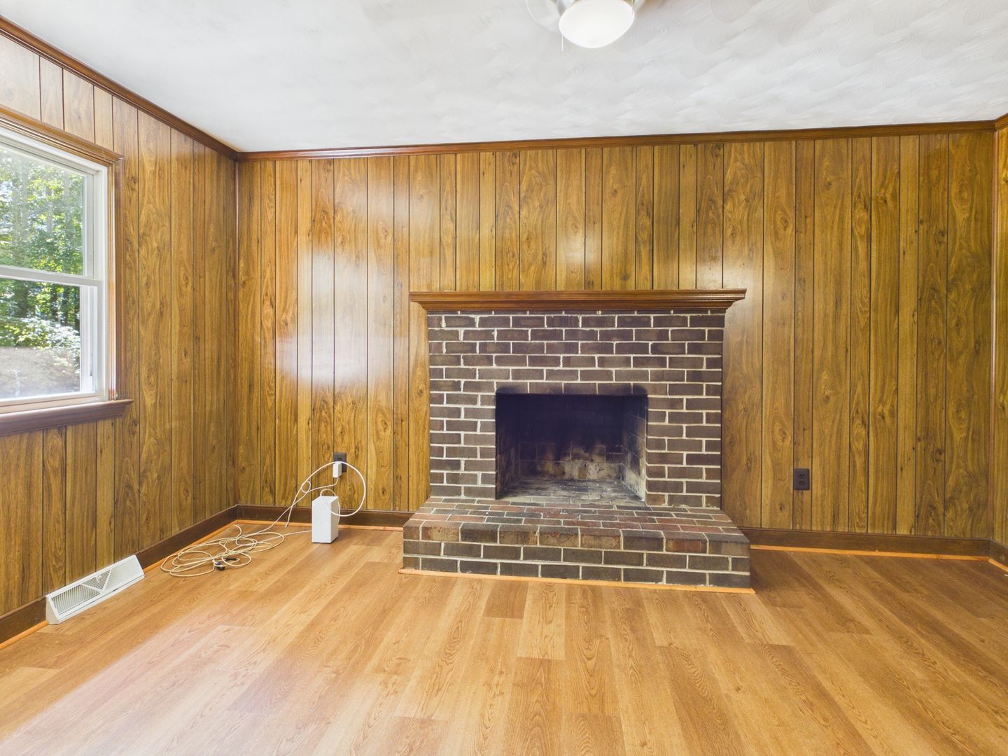 Gallery Image 15