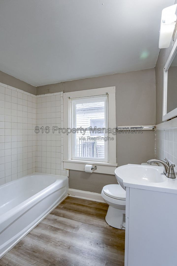 Gallery Image 19