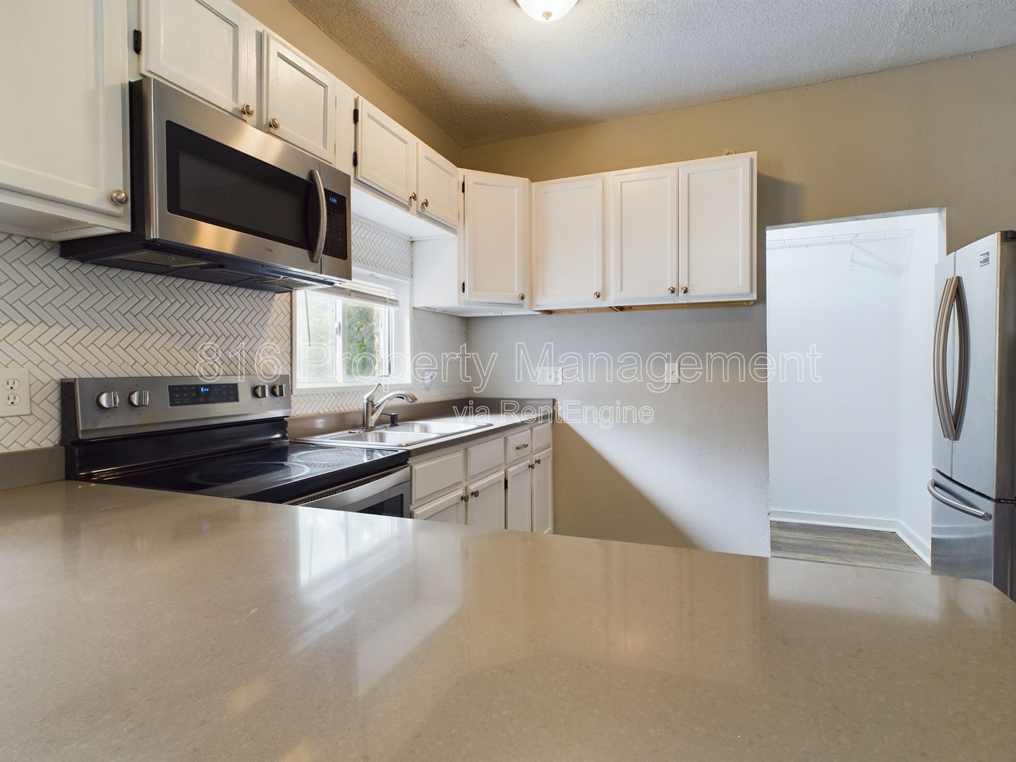 Gallery Image 16