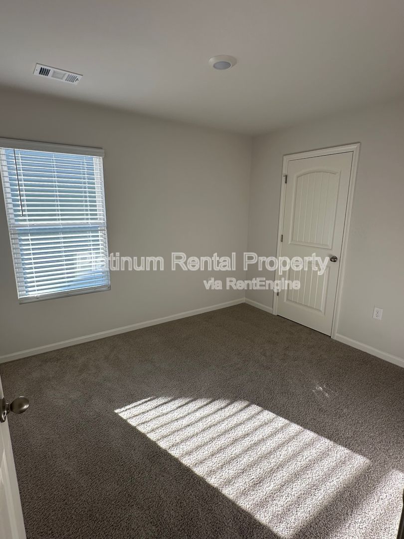 Gallery Image 41