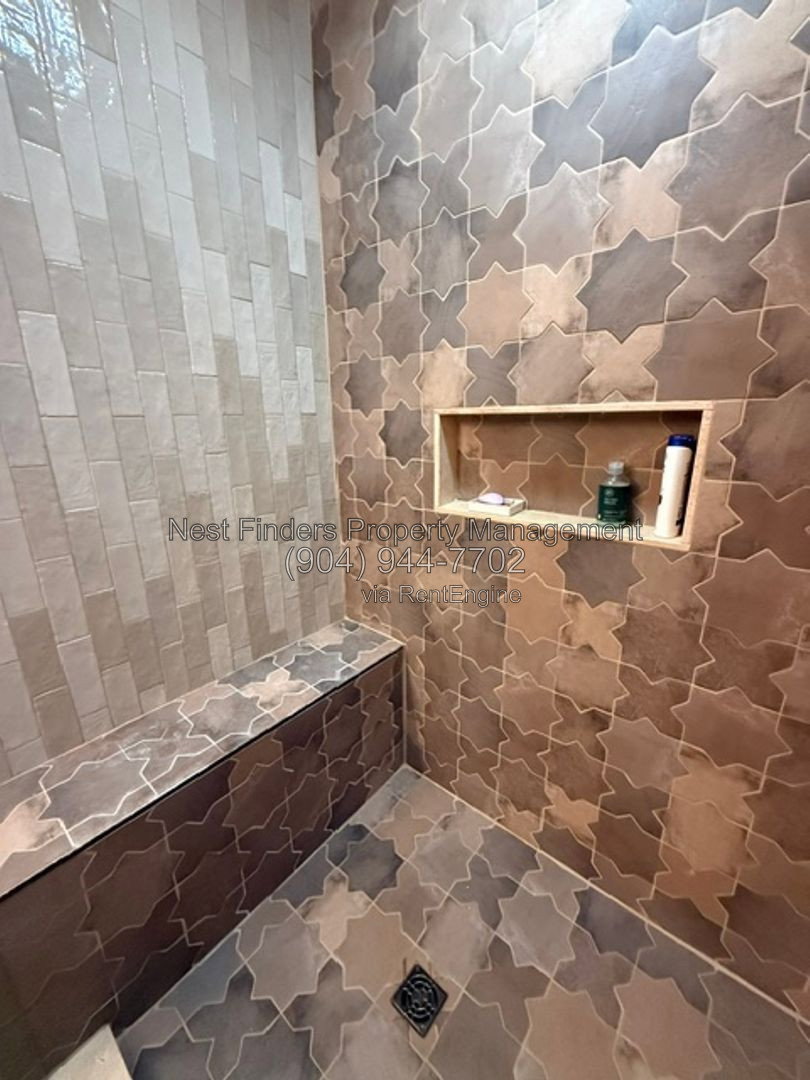 Gallery Image 17