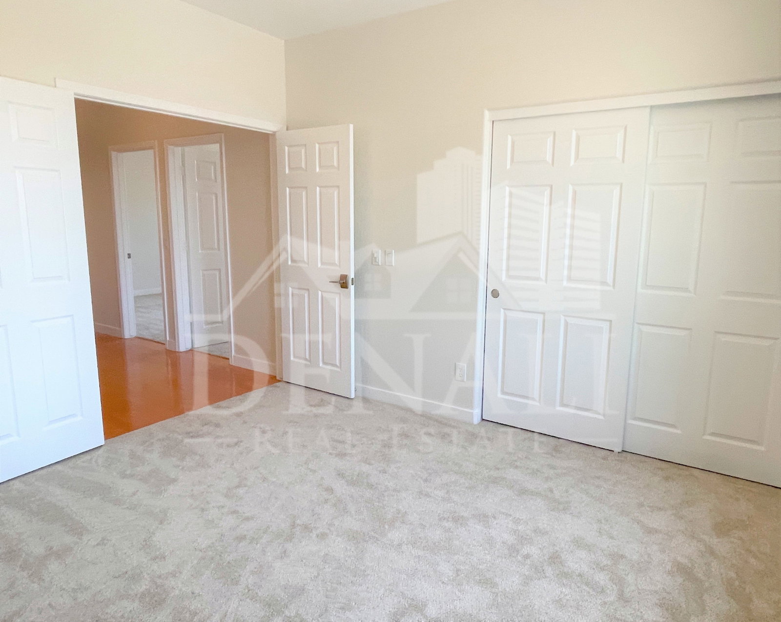 Gallery Image 21