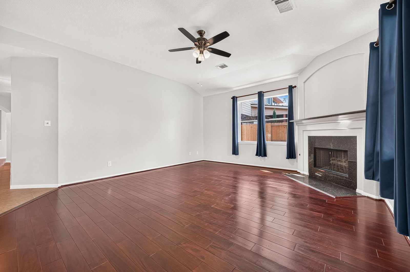 Gallery Image 19