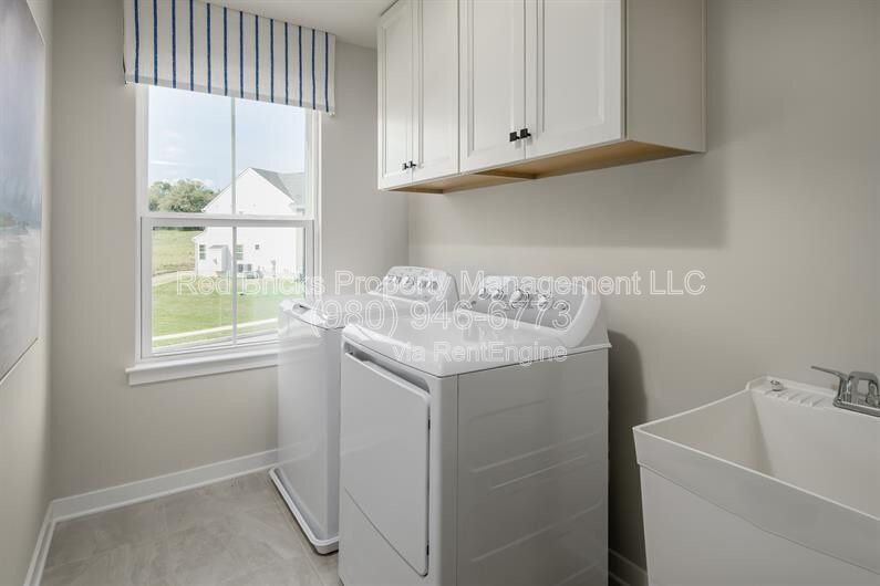 Gallery Image 16