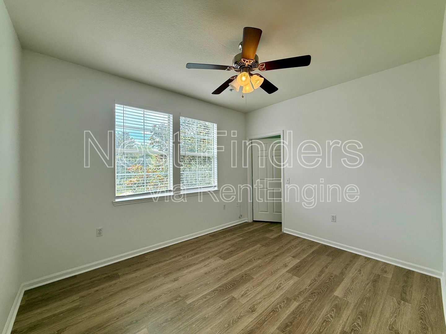 Gallery Image 33