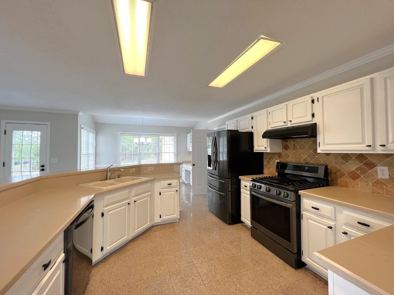 Gallery Image 12