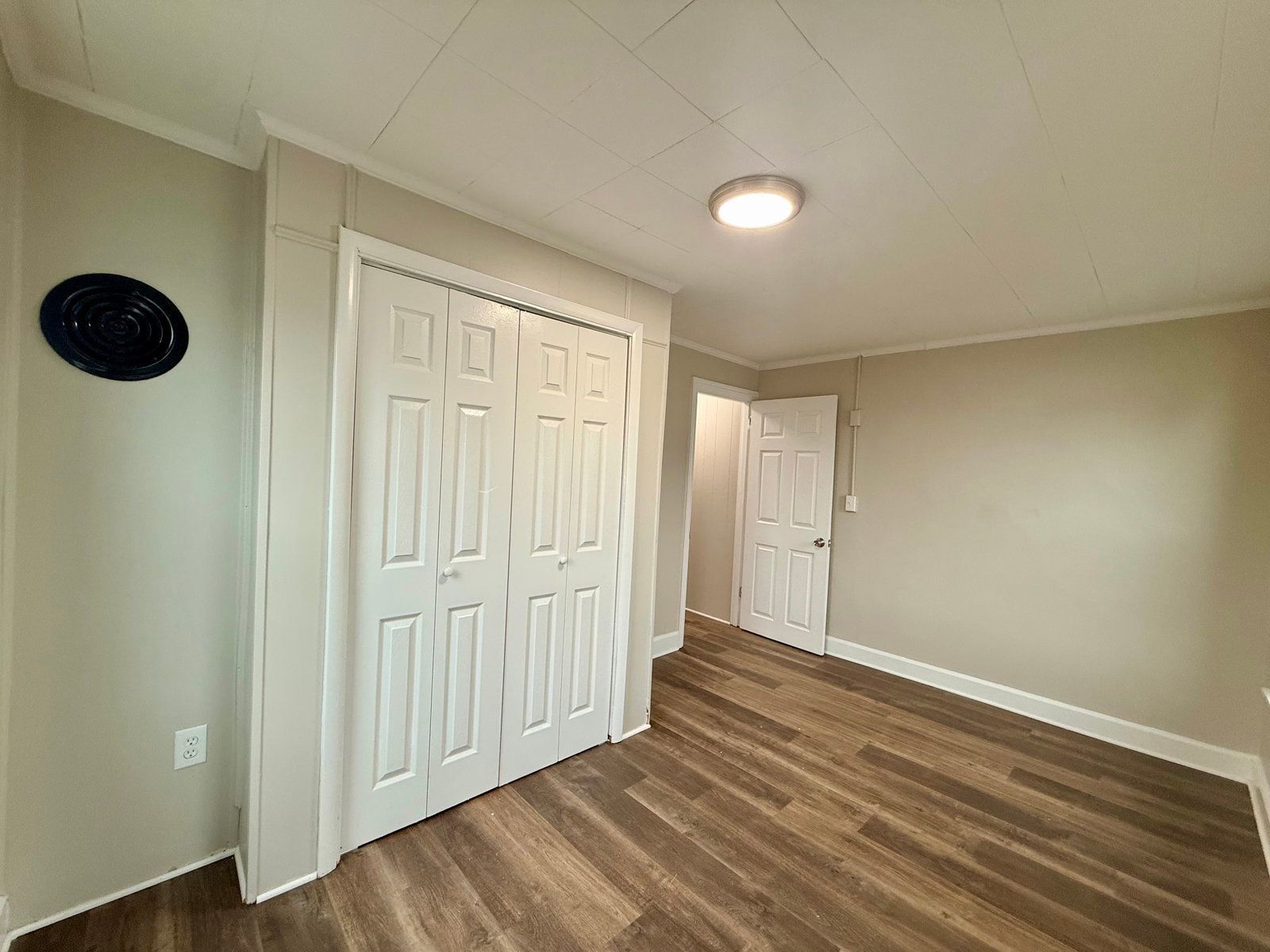 Gallery Image 16