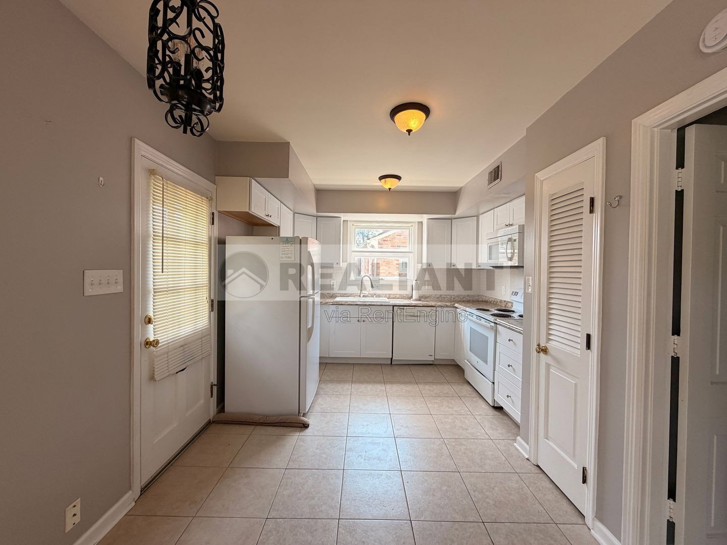 Gallery Image 19