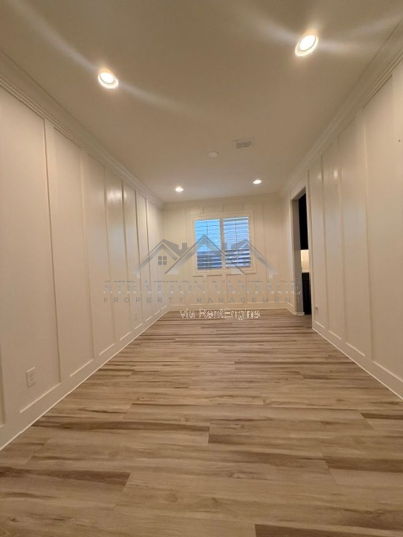 Gallery Image 18