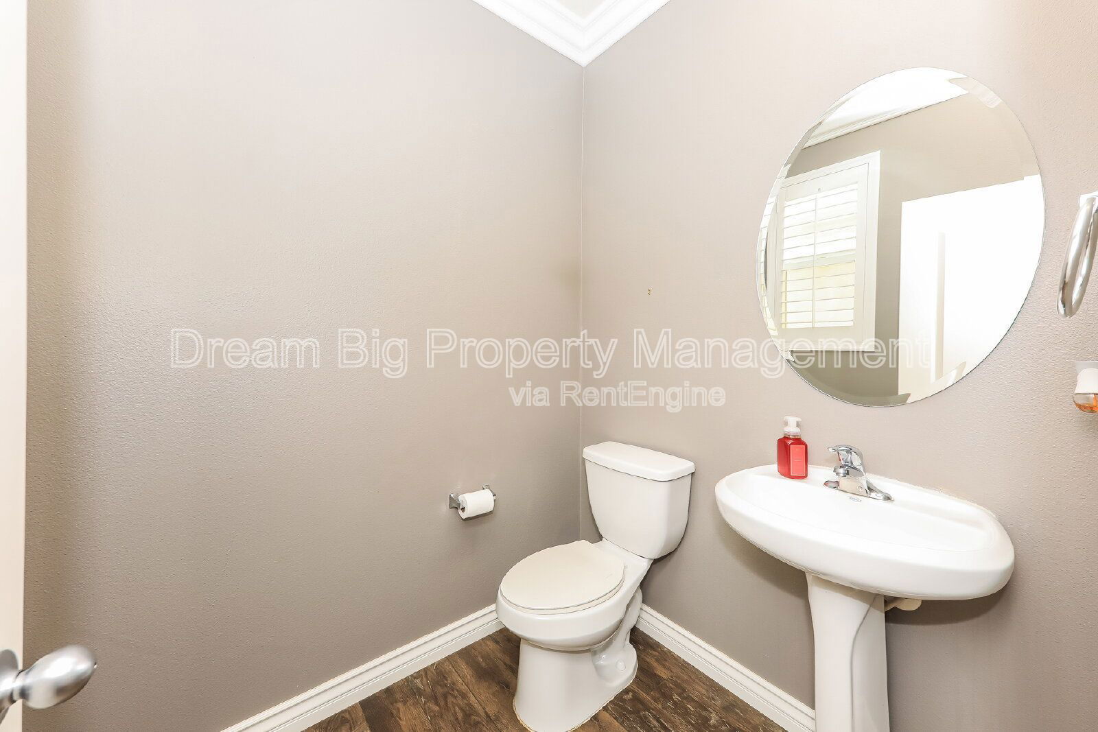 Gallery Image 14