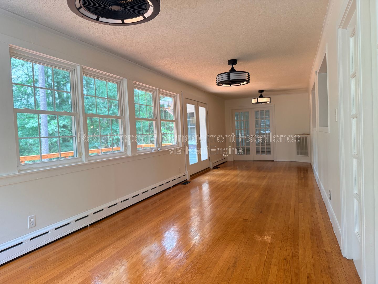 Gallery Image 19
