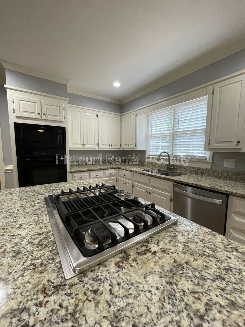 Gallery Image 9