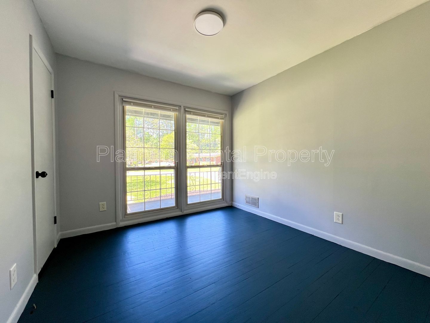 Gallery Image 16