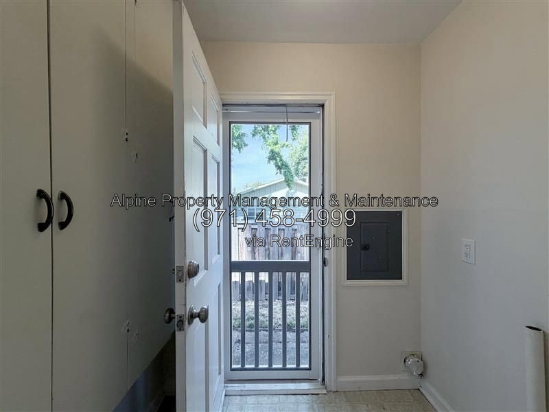 Gallery Image 19